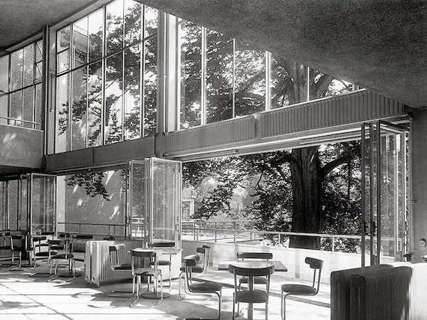 Het restaurant van de AVRO Het restaurant van de AVRO.